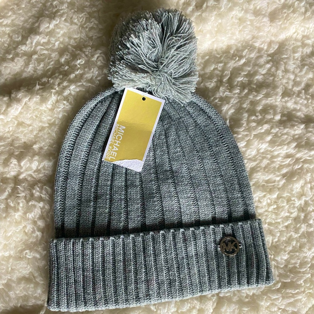 Michael Kors Pom-Pom Beanie